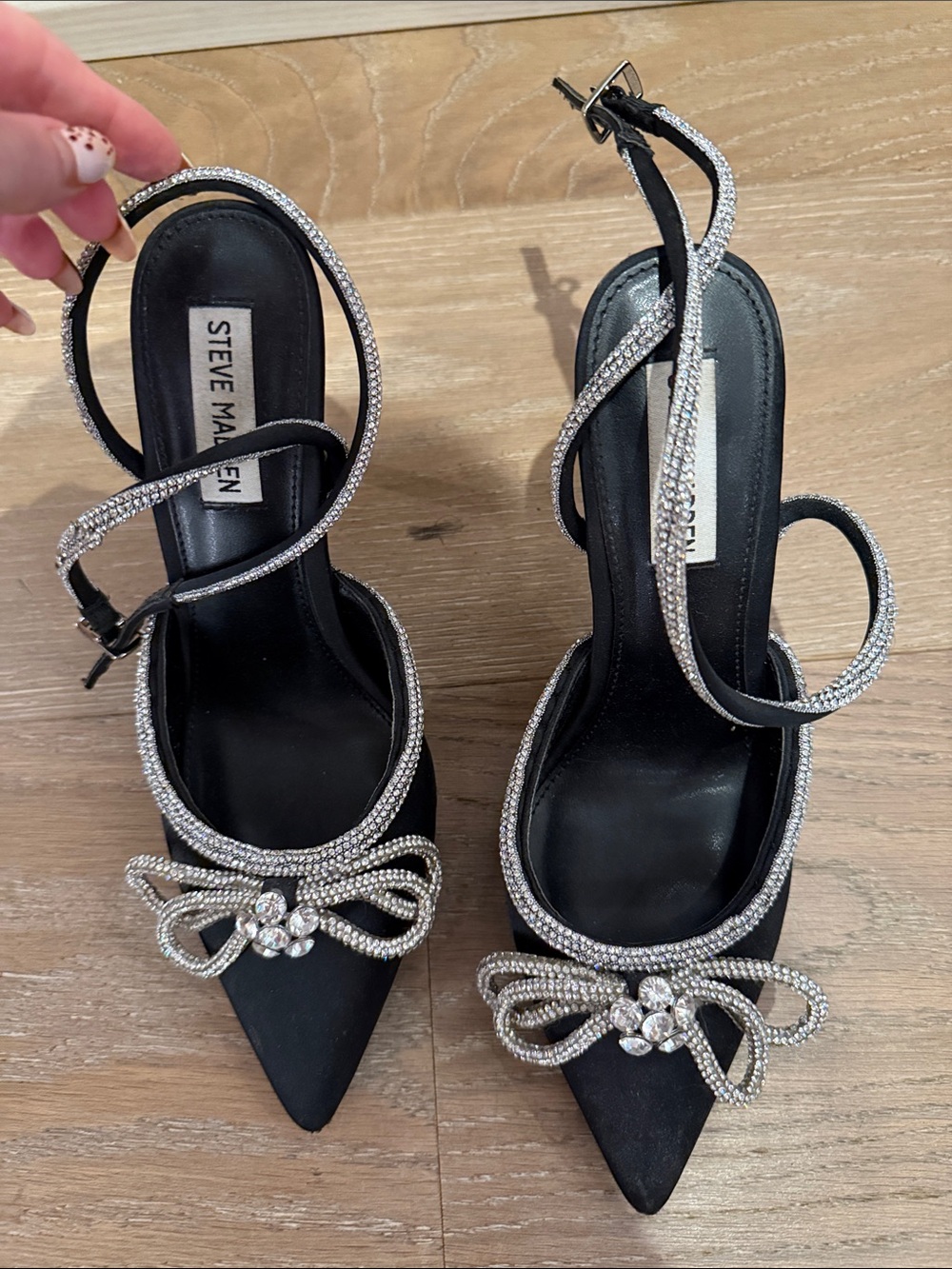 Steve Madden Black Pointed-Toe Slingback Heels with Crystal Bow